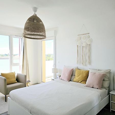 Lakeside Provence - Appartement Classe 4 Etoiles, Vue Sur Le Lac, Parking Sous-Sol, Double Clim Монтё Экстерьер фото